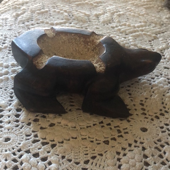 Ashtray carved wood turtle not signed zero flaws super cute solid 6 1/2” Trinket - Picture 2 of 9